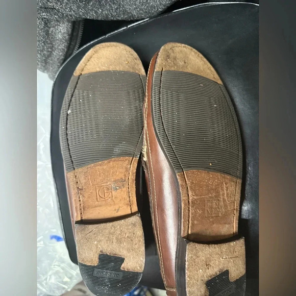 Cole Haan Brown Loafers & Slip-Ons with Smooth Leather and Moccasin Construction - Picture 6 of 6